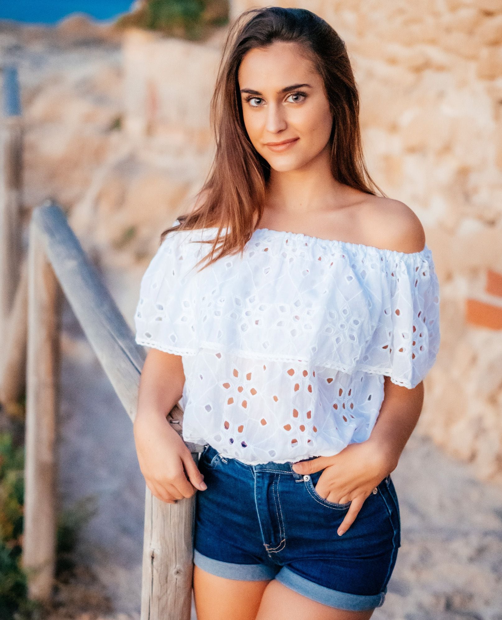 Áo Trắng Trễ Vai Cotton Isla Bonita