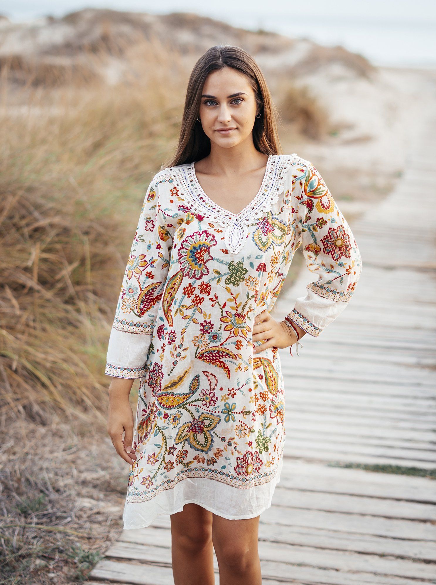 Đầm Phối Ren Cotton Isla Bonita