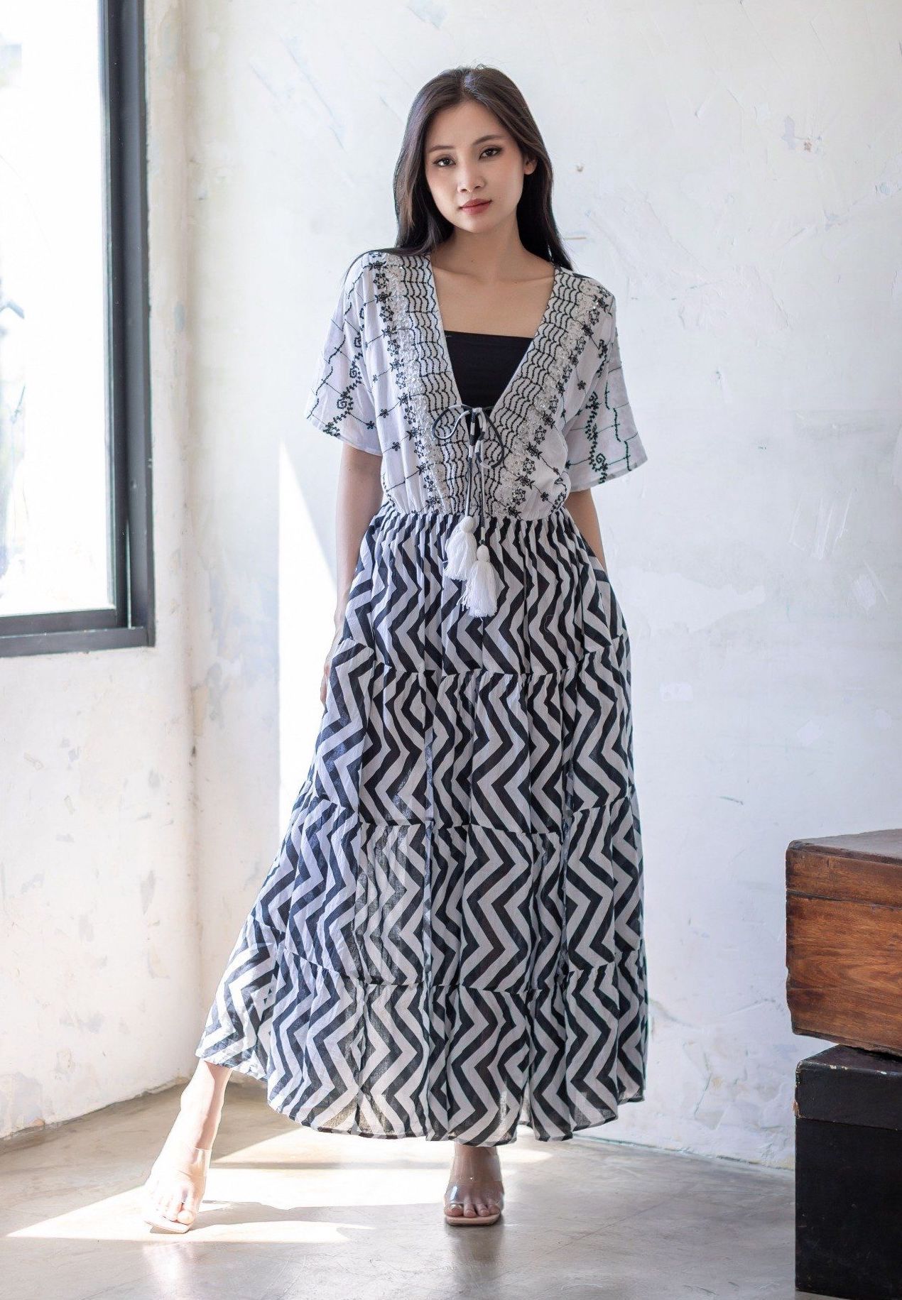 Maxi Thêu  Kết Hạt Cotton Isla Bonita
