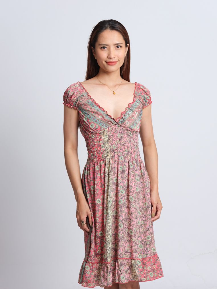 Đầm Cổ V Luna Llena