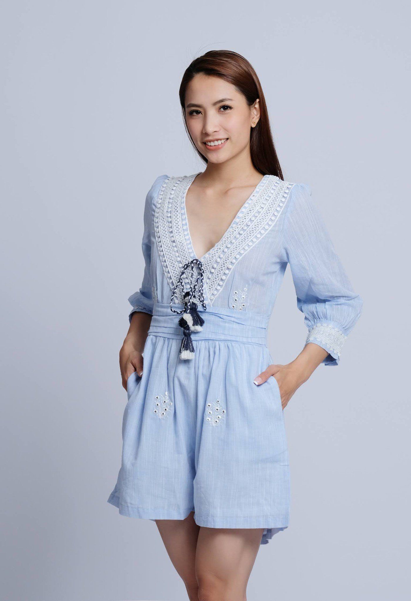 Jumpsuit Boho Cổ V Phối Ren Savage Culture