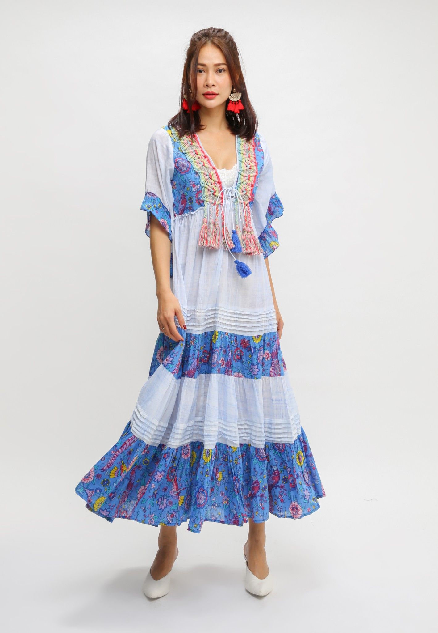 Đầm Maxi Cổ V Họa Tiết Nhiều Màu Harmony Culture