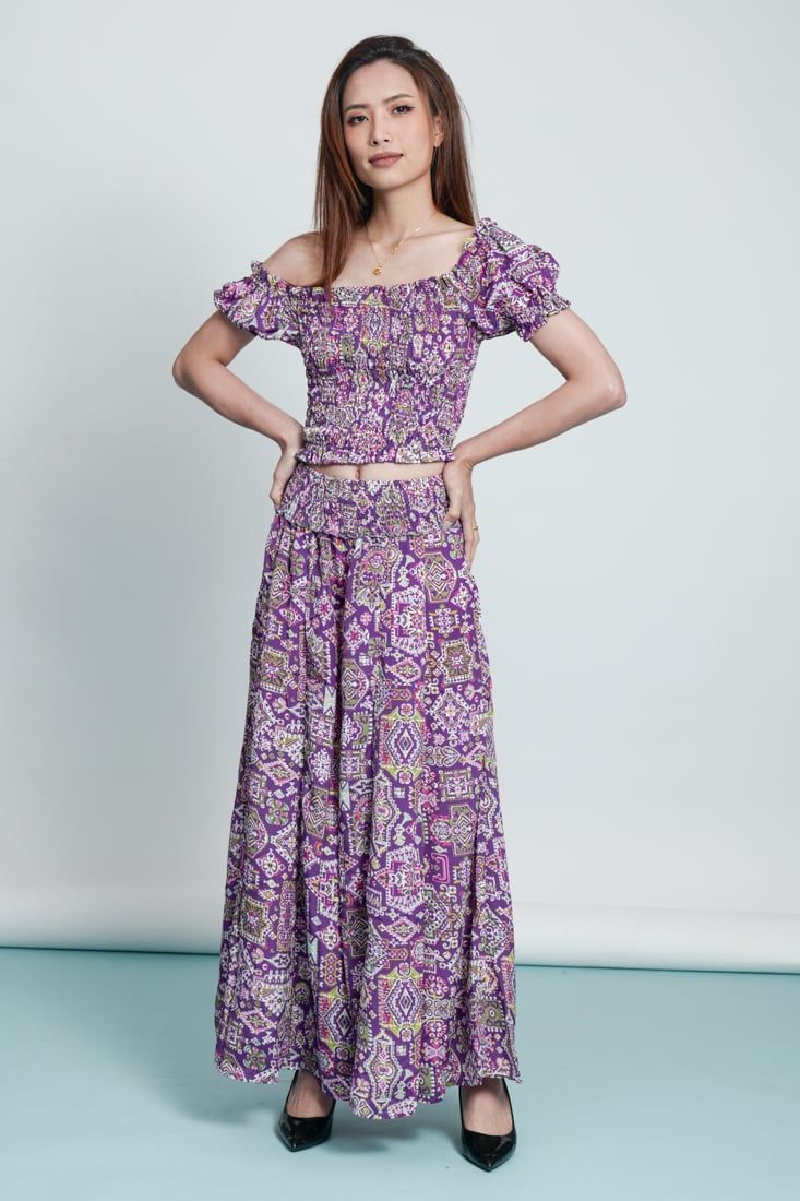 Áo Croptop Trễ Vai Luna Llena