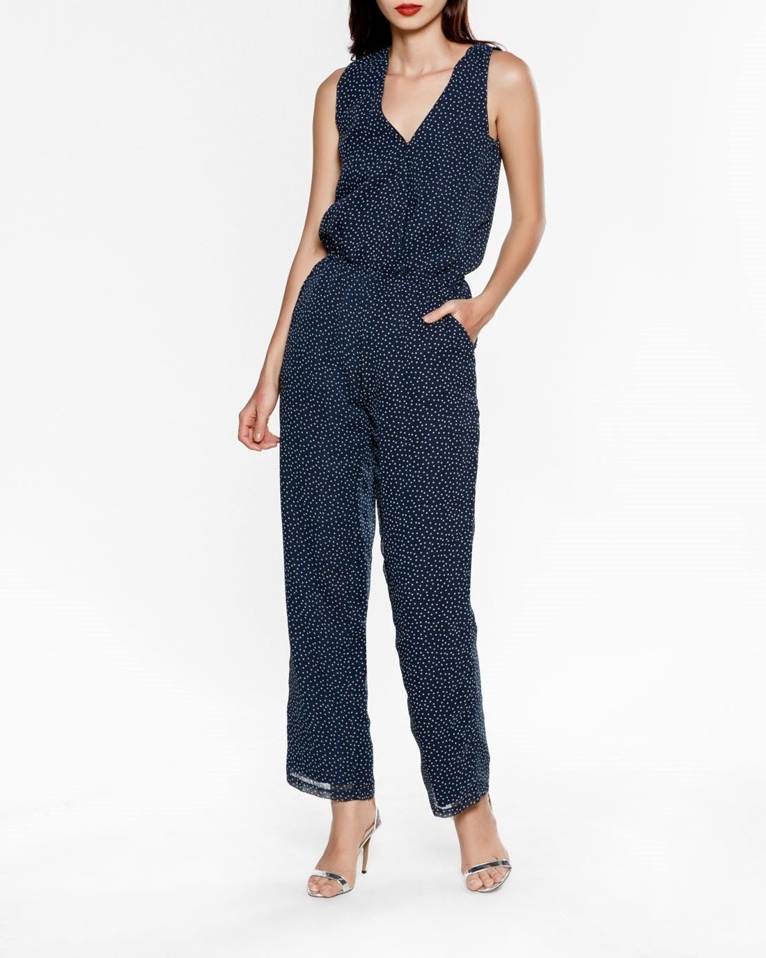 Jumpsuit chấm bi