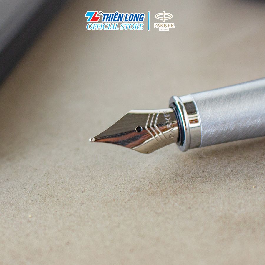 Bút máy Parker IM Special Edition Polar Grey - Thép không gỉ - Ngòi 0.7mm - 2153006Z