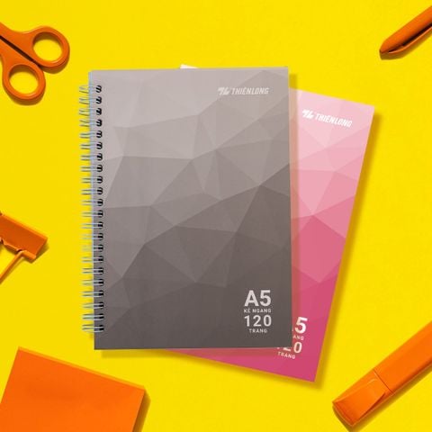 Sổ lò xo đường kẻ ngang A5 Thiên Long MB-011 - Màu ngẫu nhiên