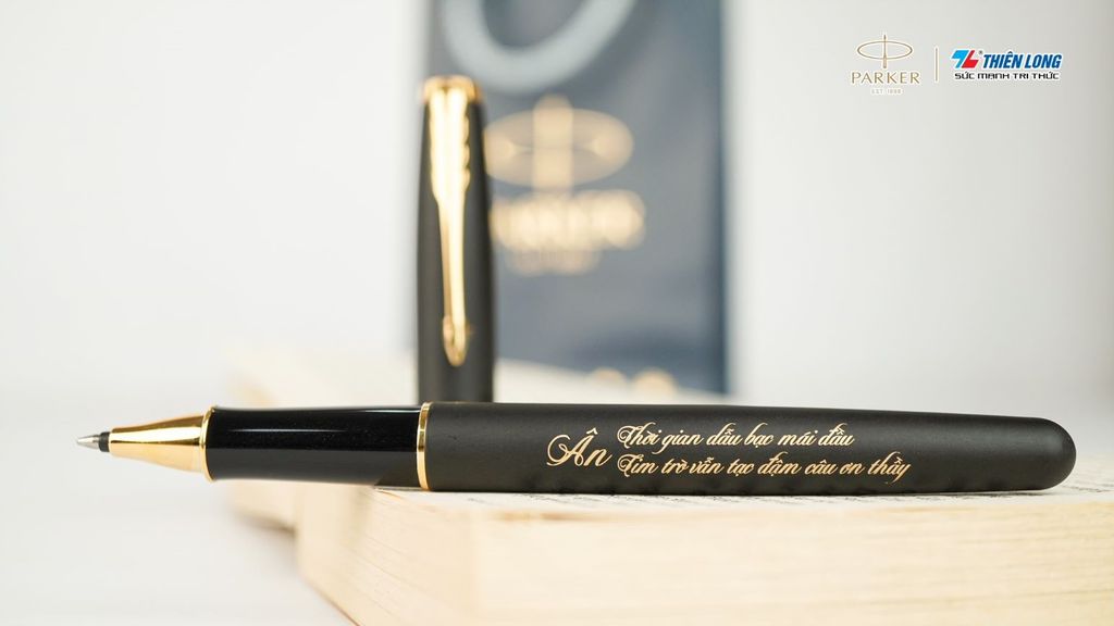 Bút lông bi cao cấp Parker Sonnet X-M Black GT TB-1950878 - Mạ Vàng 18K