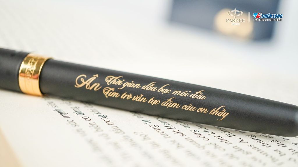 Bút lông bi cao cấp Parker Sonnet X-M Black GT TB-1950878 - Mạ Vàng 18K