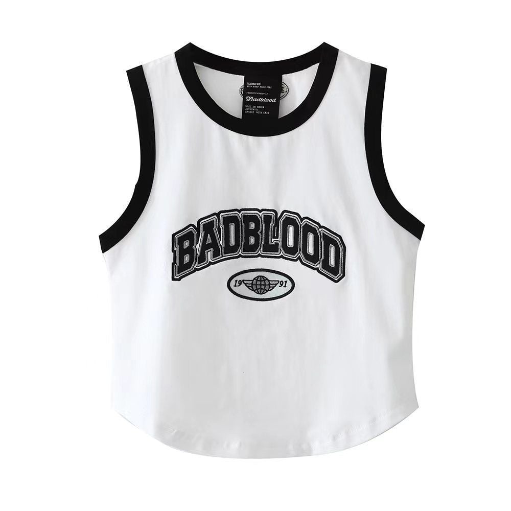 Áo Thun Croptop 3 Lỗ In Chữ 7052