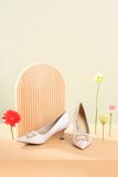  Giày Cao Gót Da Kim Tuyến Mũi Nhọn Khóa Xoàn MR-8 Hồng 