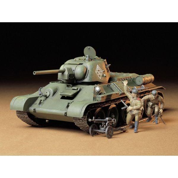 Russian T34/76 Tank ChTZ Version 1943 Production 1/35 - Mô hình Tamiya 35149 chính hãng