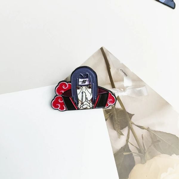 Cửa hàng bán Huy hiệu Pin cài kim loại Manga Anime Naruto Uchiha Itachi chất lượng cao