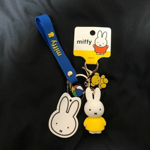  Móc khóa Miffy Yellow Shirt PM04 