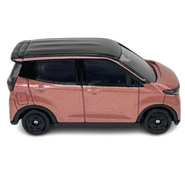  Đồ chơi mô hình xe Tomica No. 8 Nissan Sakura 