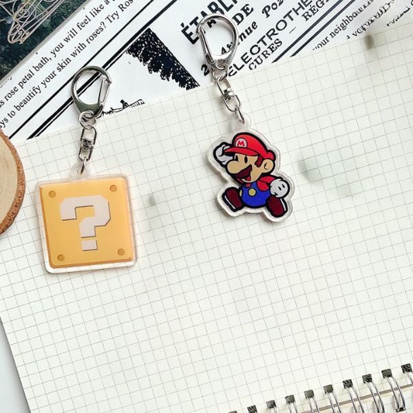 Móc khóa mica Super Mario đẹp mắt đang được bày bán tại nShop.