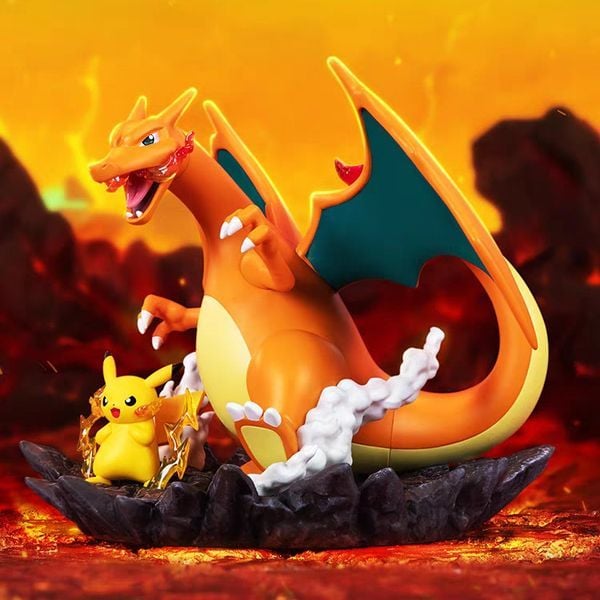  Funism Prime Figure Pokemon Charizard and Pikachu 
