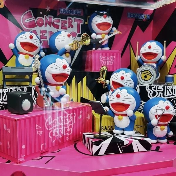 Hộp Mù Doraemon Concert Series Blindbox 52TOYS là đồ chơi thú vị, chứa đựng những mô hình xinh xắn