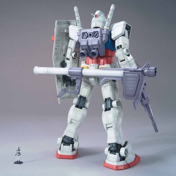  RX-78-2 Gundam Ver. One Year War 0079 Anime Color - MG 1/100 