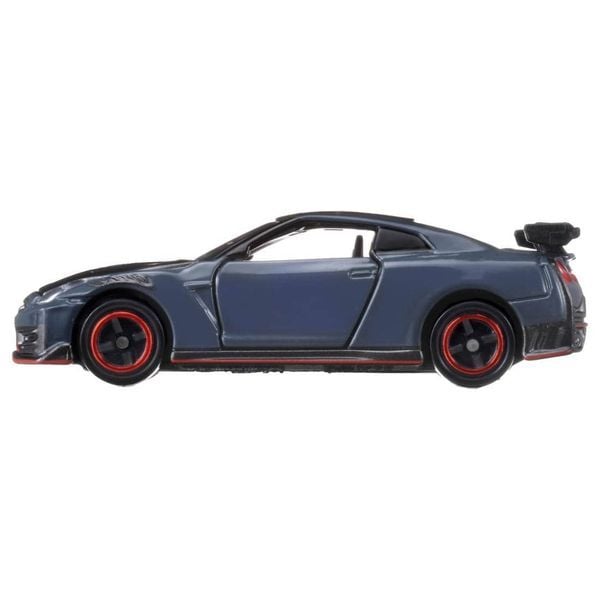  Tomica No. 60 Nissan GT-R Nismo 