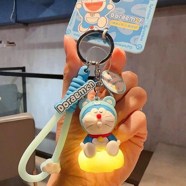  Móc Khóa Doraemon Cưỡi Mây Sáng Đèn 