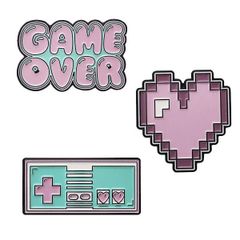 Huy hiệu kim loại đính áo retro gaming