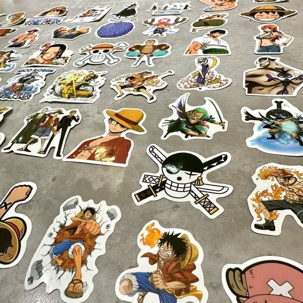 Hình dán sticker hình nhân vật anime One Piece Vol 1 chất lượng cao, decal dán bền màu, bám dính tốt trên nhiều bề mặt