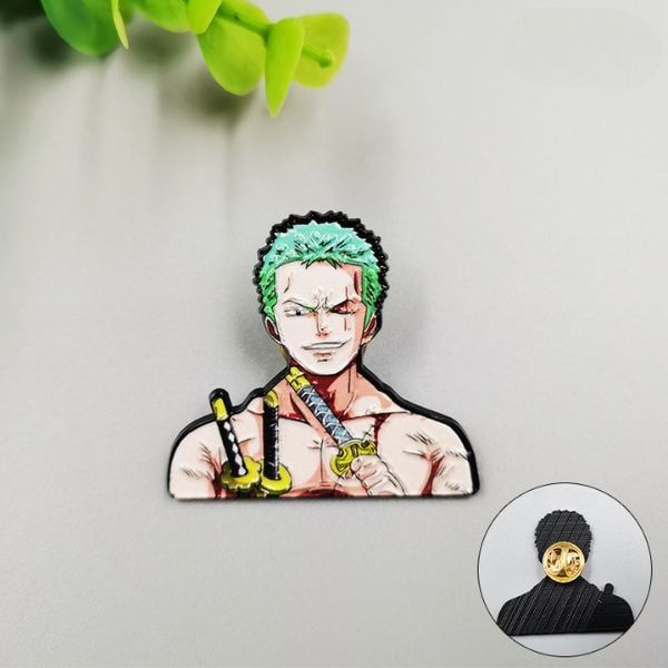  Huy hiệu Pin cài kim loại One Piece Zoro nháy mắt 