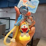  Móc Khóa Doraemon Cưỡi Mây Sáng Đèn 