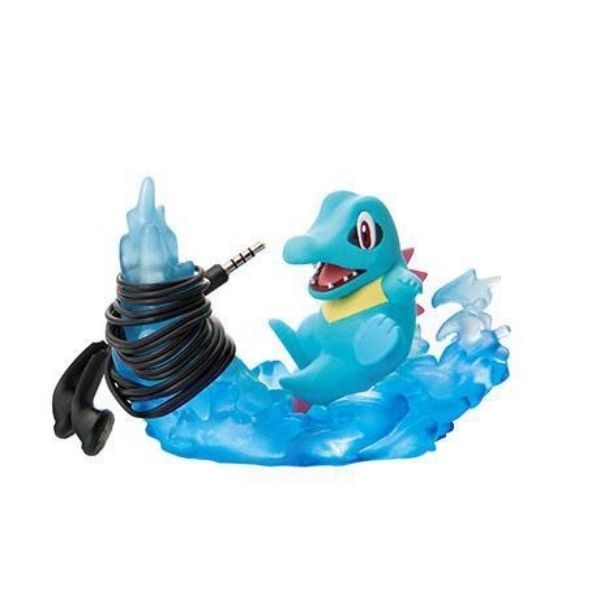  Pokemon Helpful Desktop Figures 3 - Totodile (cord reel) 