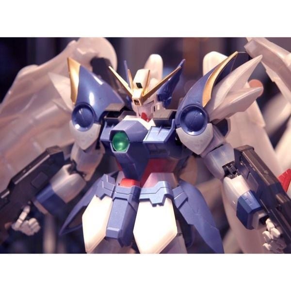 Wing Gundam Zero Custom Special Pearl Coating (PG -1/60) - Gunpla chính hãng Bandai