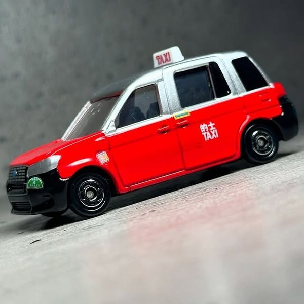  Tomica Asia Limited Hong Kong Taxi Urban Red 