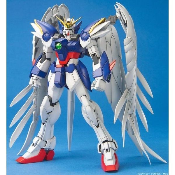  Wing Gundam Zero Custom (MG - 1/100) 