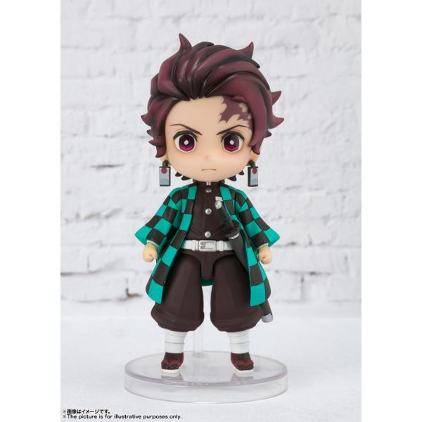 siêu thị mô hình Figuarts mini Tanjiro Kamado Demon Slayer Kimetsu no Yaiba