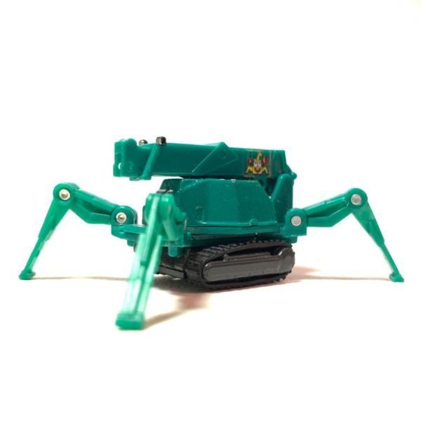  Tomica No. 63 Maeda Seisakusho Mini Crawler Crane 