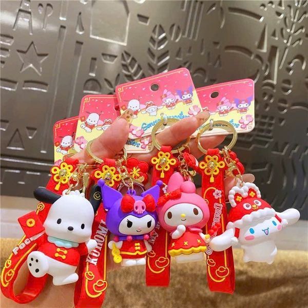 Móc khóa nhân vật Sanrio chiêu tài may mắn kiểu dáng dễ thương, phù hợp làm phụ kiện trang trí túi xách và chìa khóa