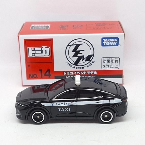  Tomica Event 14 Toyota Crown Crossover 