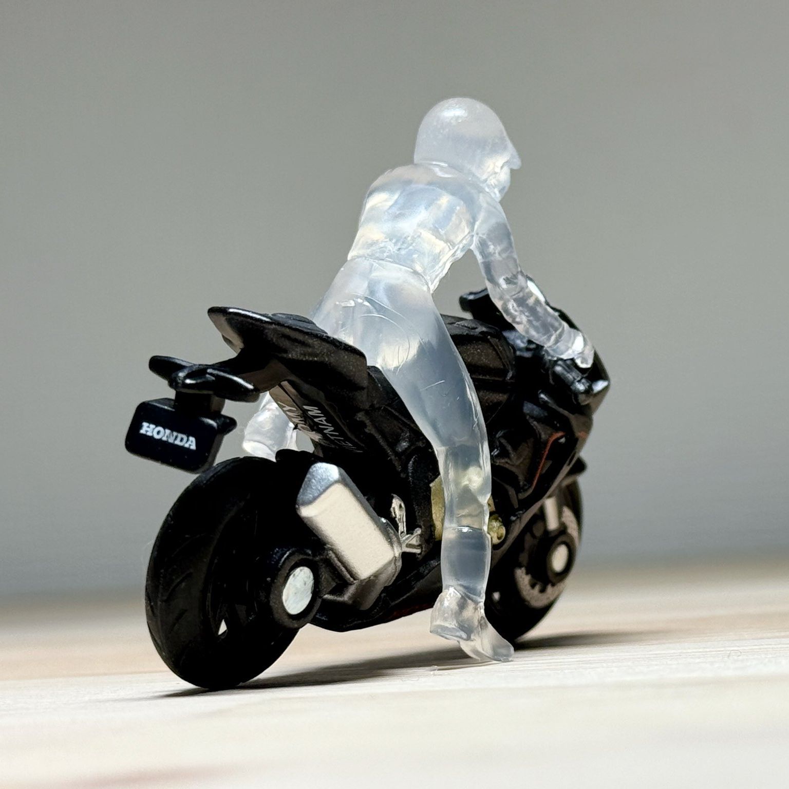  Tomica No. 04 Honda CBR 1000RR 