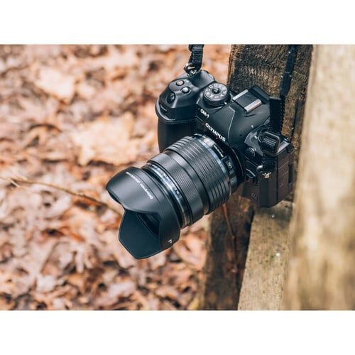 Ống kính OMD M.Zuiko ED 12-40mm F2.8 II PRO