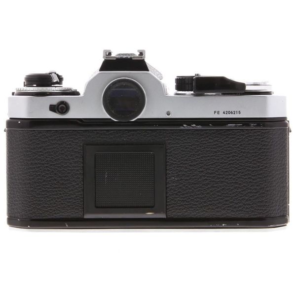 Máy ảnh Film Nikon FE (Đã qua sử dụng)