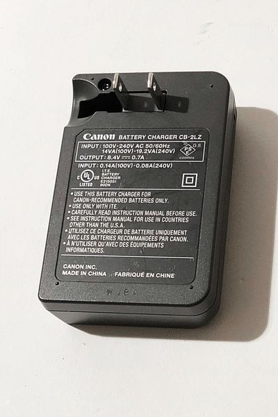 Sạc Canon CB-2LZ (Sạc xịn cũ)