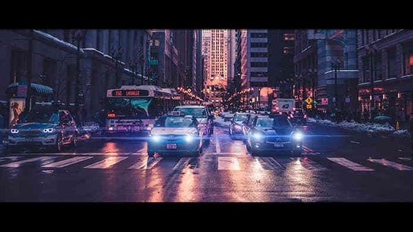 Ống kính SIRUI 50mm f1.8 Anamorphic