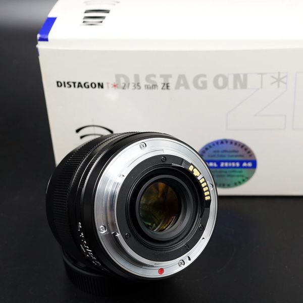 Ống kính Carl Zeiss Distagon T* 35mm F2.0 ZE for Canon cũ (đã qua sử dụng - 99%)