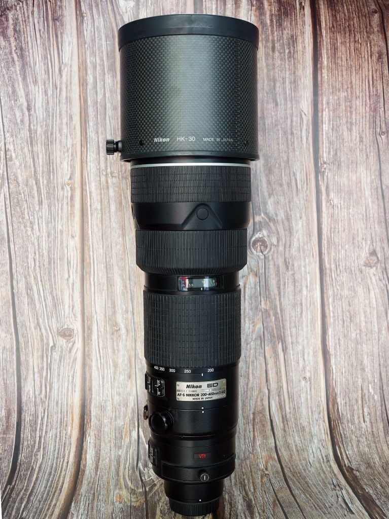 Lens Nikon 200-400mm F4G ED VR ( qua sử dụng, nguyên bản, mới 95% )