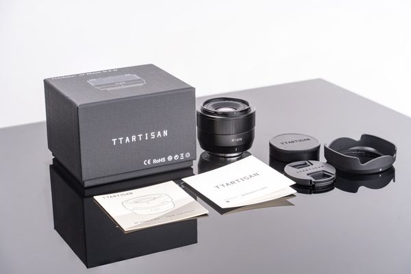 Ống kính TTArtisan 35mm f1.8 II autofocus