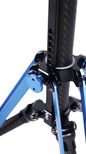 Chân đèn SIRUI DK-18 sợi Carbon, cao 1.8m / DK18 carbon