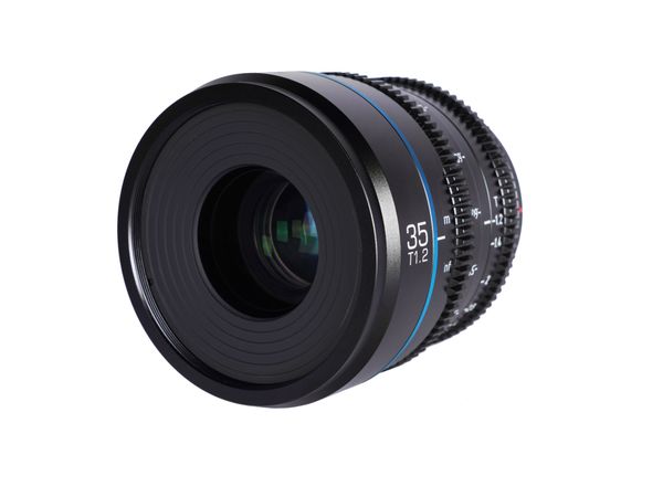 Ống kính Cine SIRUI Night Walker 35mm T1.2