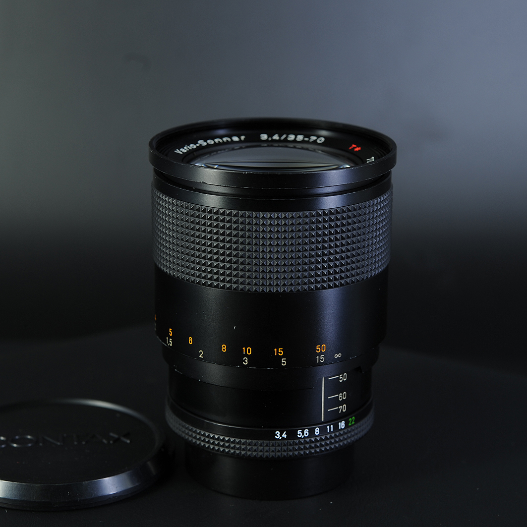 レンズ(ズーム) Carl Zeiss Vario-Sonnar 35-70mm f3.4 MMJ Carl Zeiss Vario-Sonnar T* 35-70mm F/3.4 [MM] | LENS-DB.COM