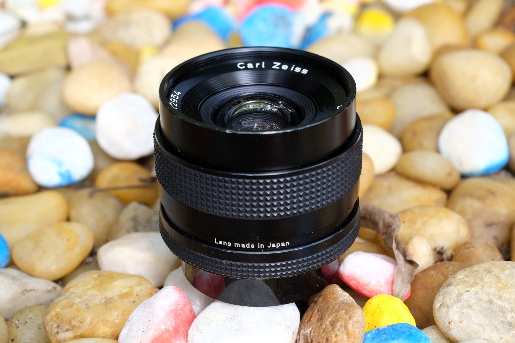 Lens Carl Zeiss 35mm f2.8 T* Distagon CY – Sông Hồng Camera