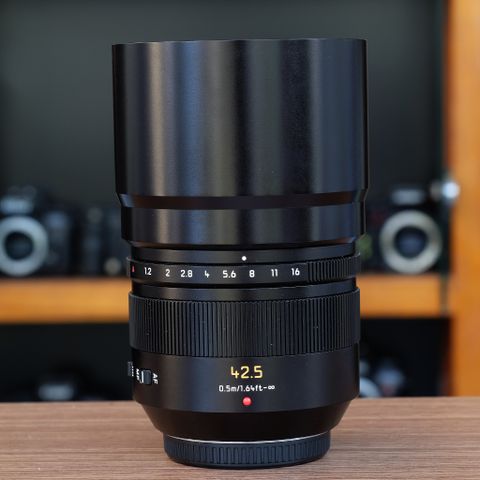 Lens Panasonic Leica DG Nocticron 42.5mm F/1.2 ASPH Power OIS (99%)