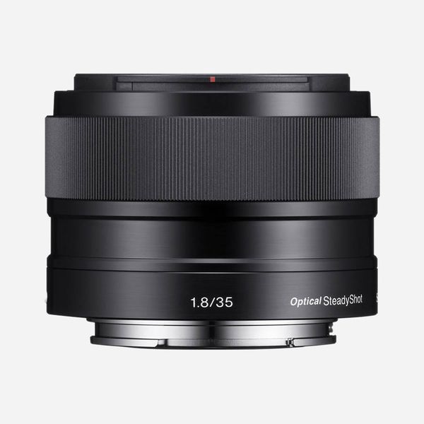 Ống kính Sony SEL 35mm F1.8 OSS (hàng chính hãng)